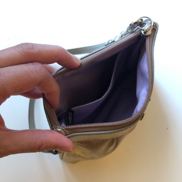 Coach Pleated Champagne Sparkle Gold wristlet - Picture 5 of 10